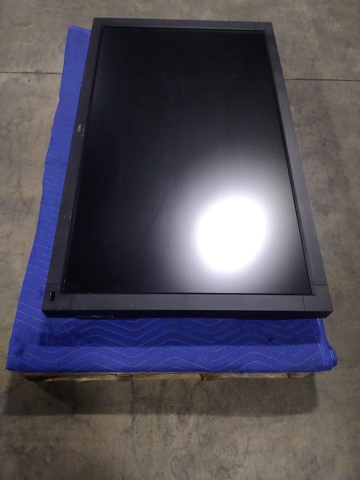 NEC MultiSync V551 Display Monitor