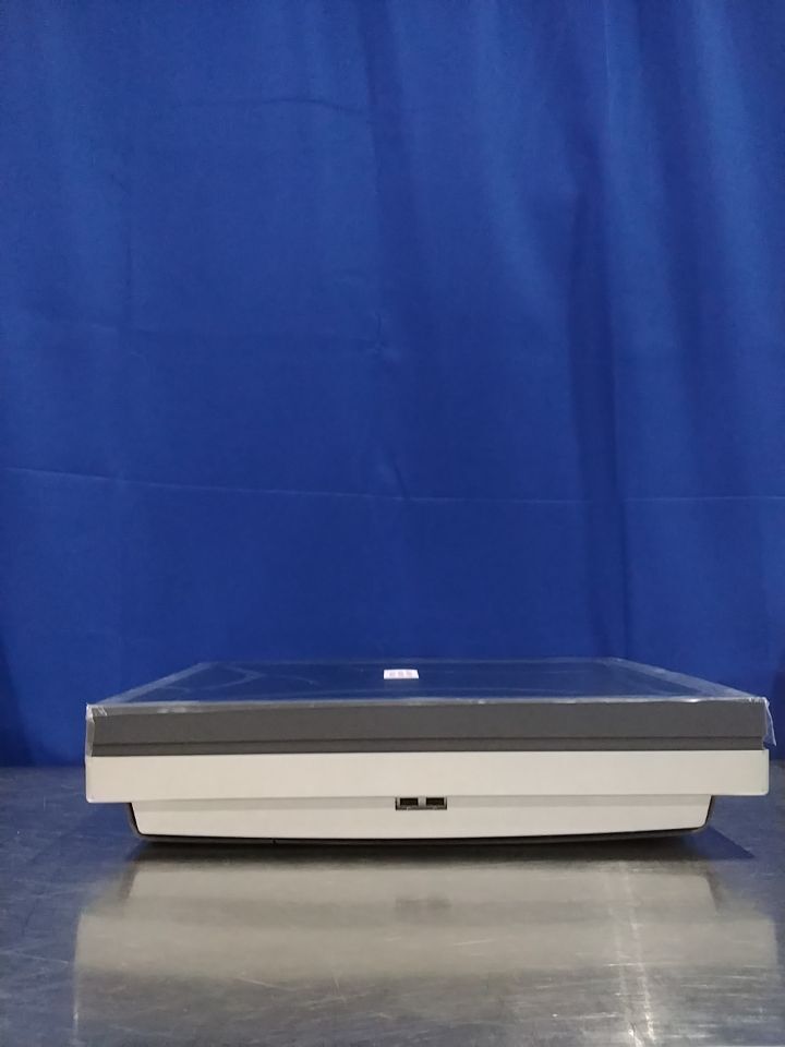 BARCO MDCG-5121 Display Monitor