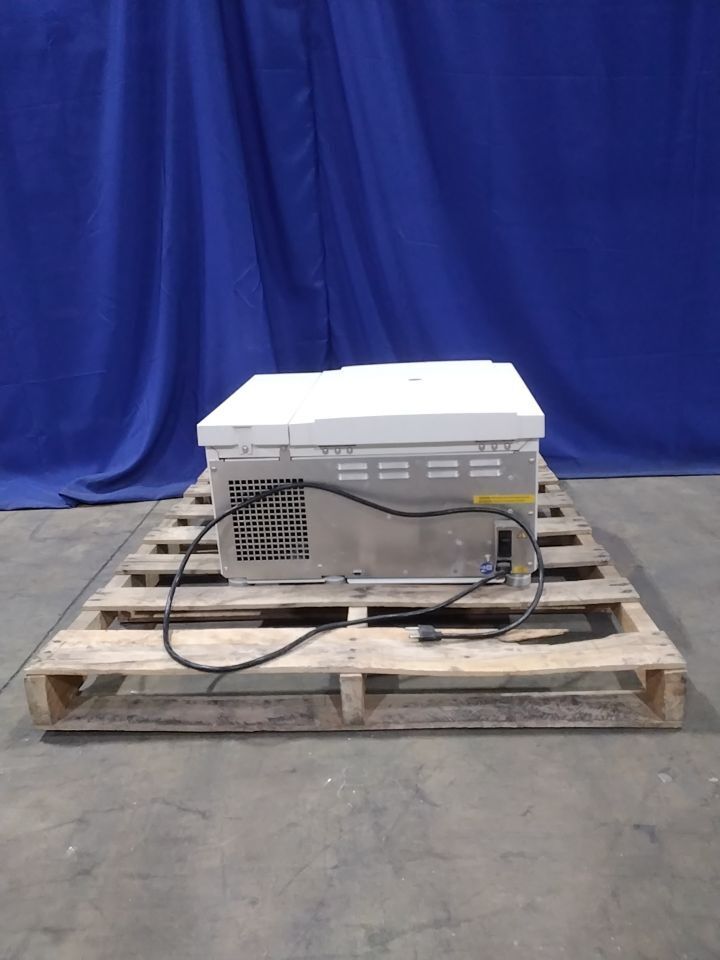 THERMO FISHER SCIENTIFIC Sorvall ST 16R Centrifuge