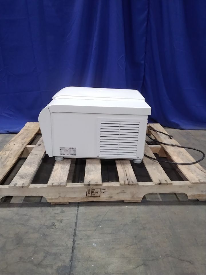 THERMO FISHER SCIENTIFIC Sorvall ST 16R Centrifuge