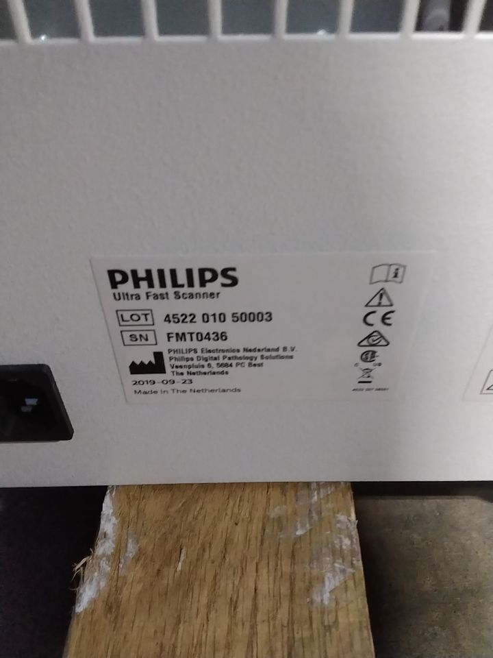 PHILIPS Ultra Fast Pathology Scanner