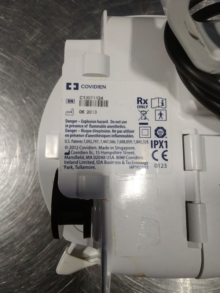 COVIDIEN Kangaroo ePump - Lot of 2 Feeding Pump