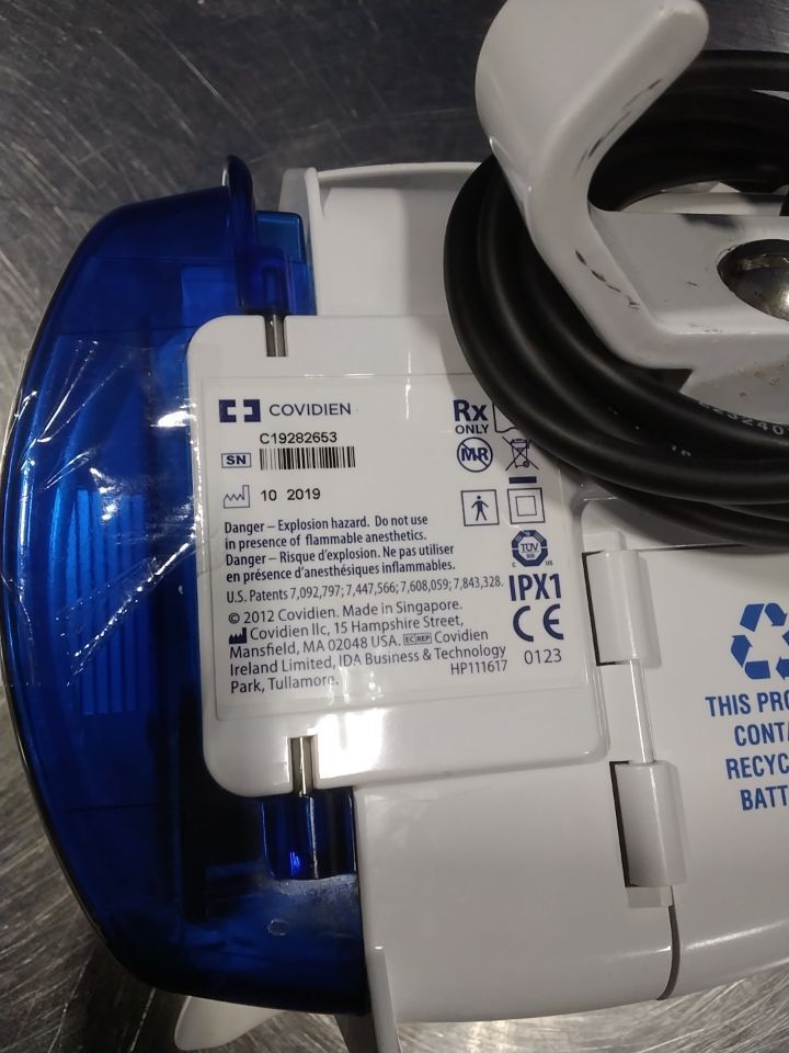 COVIDIEN Kangaroo ePump - Lot of 2 Feeding Pump