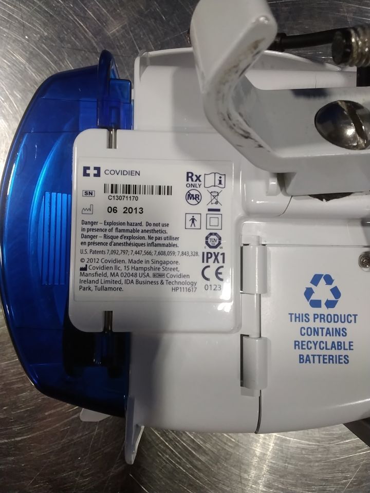 COVIDIEN Kangaroo ePump - Lot of 2 Feeding Pump