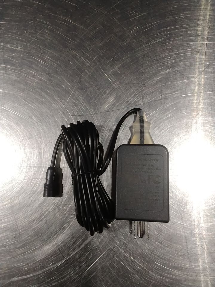 BAXTER Sigma Spectrum Wireless Battery Module W/ AC/DC adapter for Pump IV Infusion