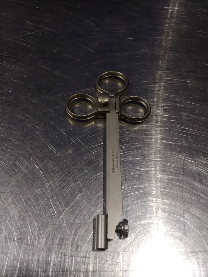 V. MUELLER RH650 Krause Nasal Snare