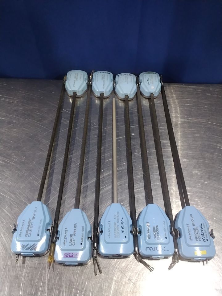 VARIOUS Da Vinci S Surgical Instruments