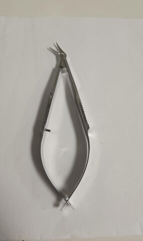 BAUSCH & LOMB Castroviejo corneal section scissors left