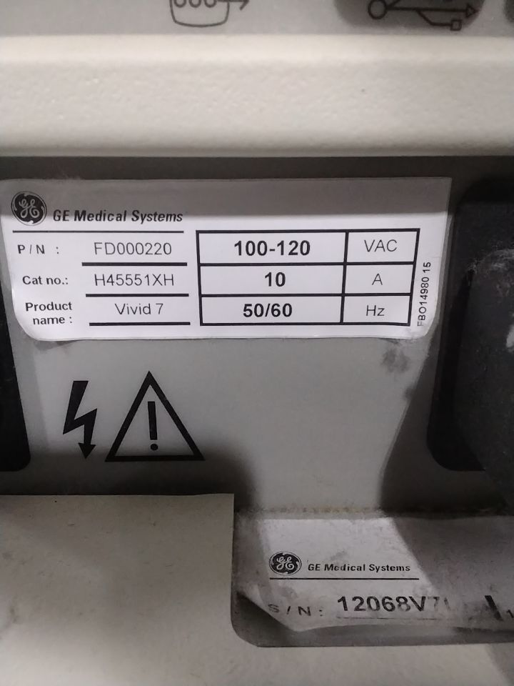 GE Vivid 7 Ultrasound machine