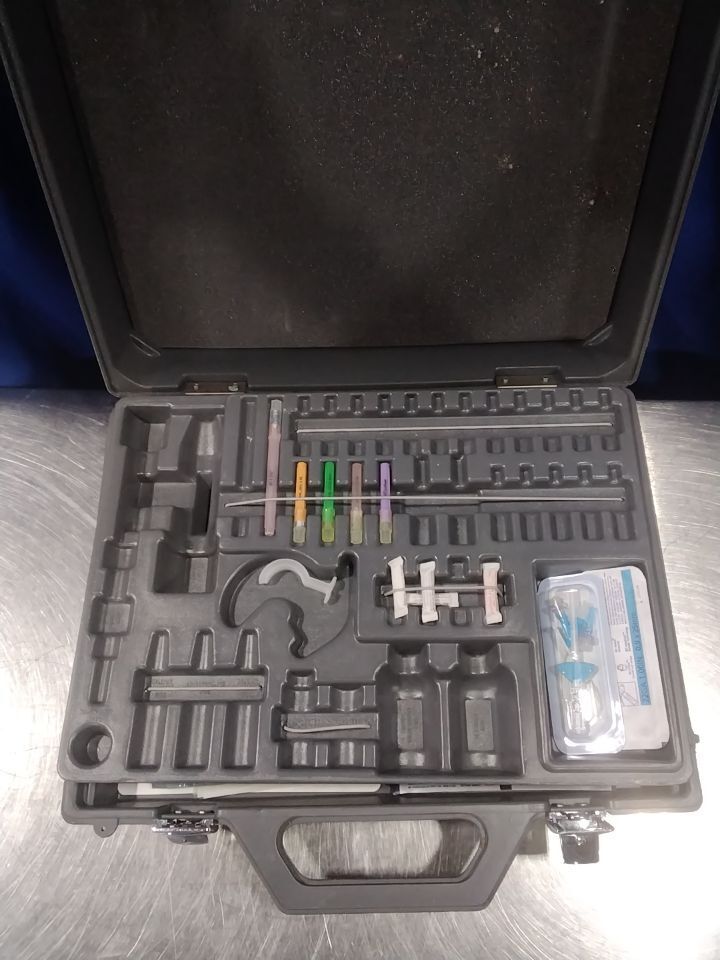 BANYAN INTERNATIONAL CORPORATION Stat KIT 400 Emergency Medical Kit
