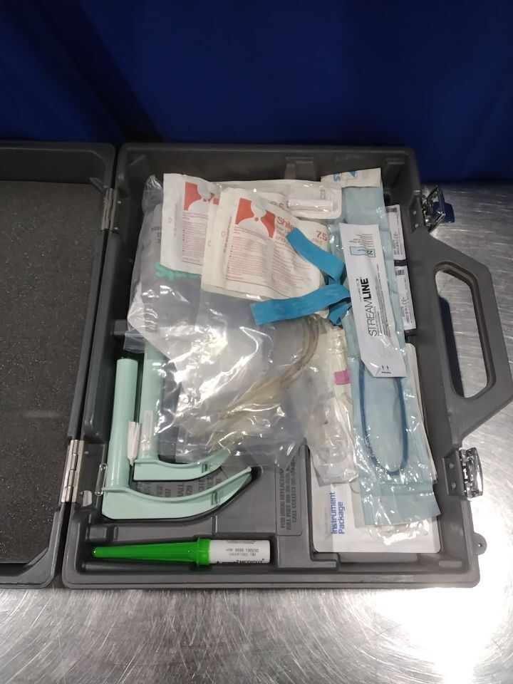BANYAN INTERNATIONAL CORPORATION Stat KIT 400 Emergency Medical Kit