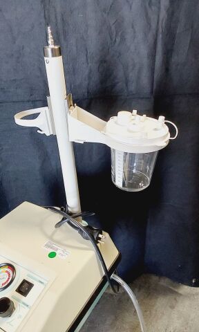 AEROS MOBLVAC III 756000 Suction Unit