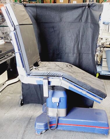 MAQUET ALPHASTAR PLUS SURGICAL TABLE