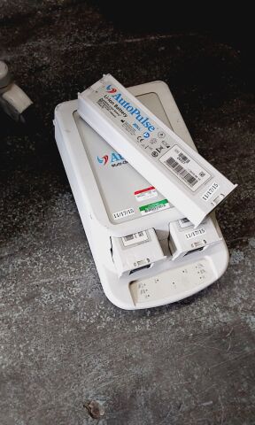 ZOLL AUTO PULSE RESUCITATION MODEL 100 PLATFORM