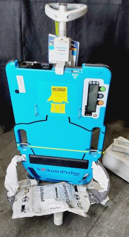 ZOLL AUTO PULSE RESUCITATION MODEL 100 PLATFORM