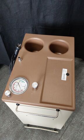 BERKLEY SYNEVAC MODEL 15 SUCTION MACHINE