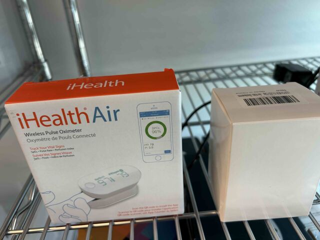 IHEALTH AIR WIRELESS PULSE OXIMETER Lab Analyzer
