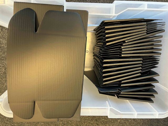 HOLOGIC URINE BOXES AND COLLECTION KITS Liquid Handling