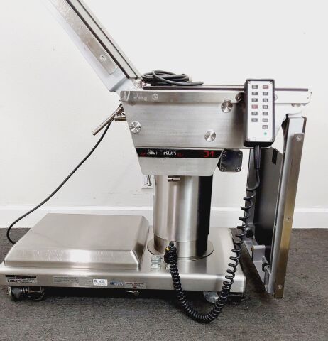 SKYTRON ELITE 6001 Surgical Table