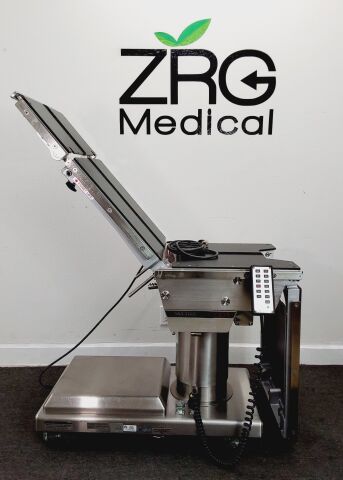 SKYTRON ELITE 6001 Surgical Table