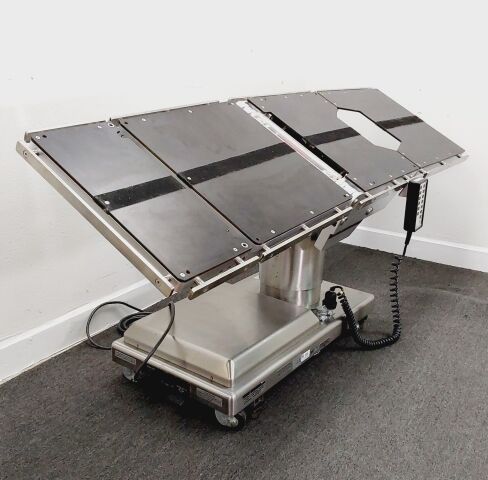 SKYTRON ELITE 6001 Surgical Table