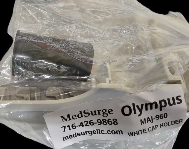 OLYMPUS CV-180 Processor and keyboard with all the cables Patient ready