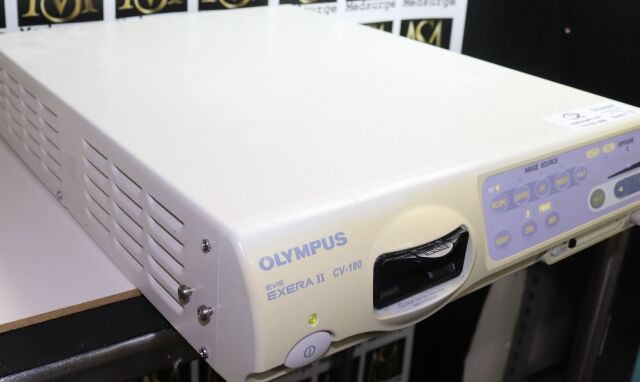 OLYMPUS CV-180 Processor and keyboard with all the cables Patient ready