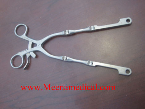 CLOWARD No. C50-1336 Double Hinge Retractor w/ 2 Retractor Blade sets