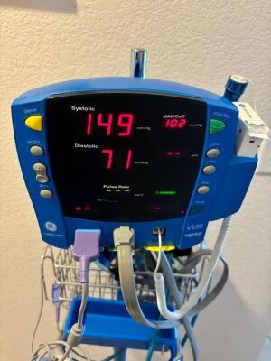 DINAMAP V100 BP Monitor