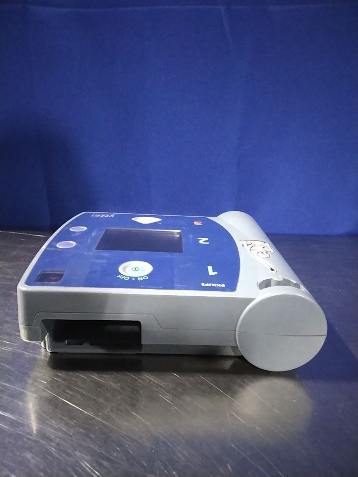 PHILIPS FR2+ HEARTSTART M3861A Defibrillator