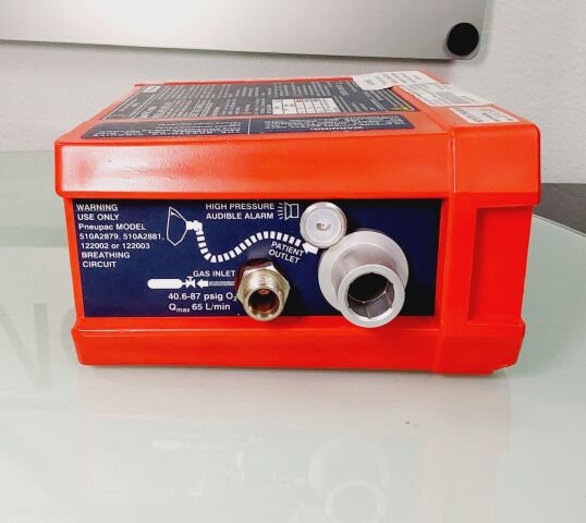 SMITHS PARAPAC MEDIC 200D Ventilator