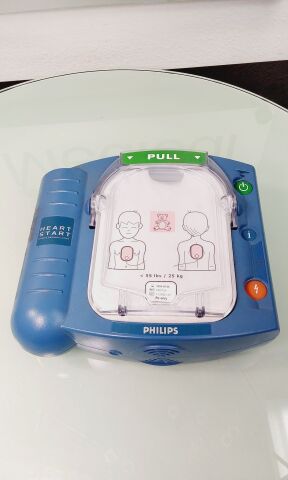 PHILIPS HEART START HS1 Defibrillator