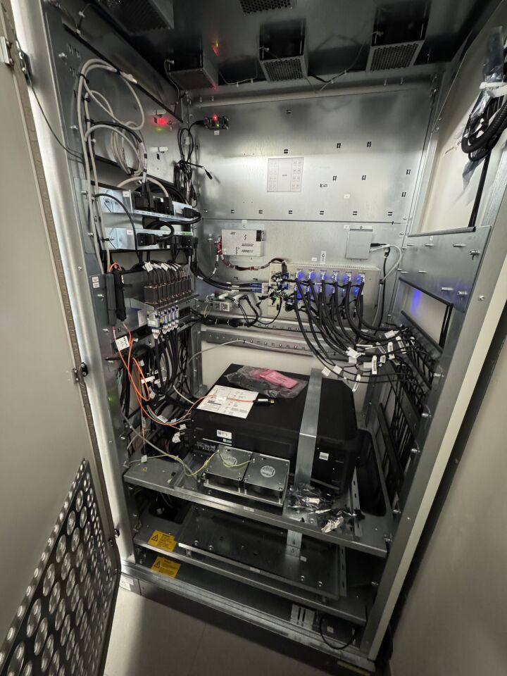 SIEMENS Artis Icono Biplane Angio Lab