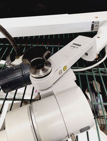 ZEISS OPMI 9 SURGICAL Microscope