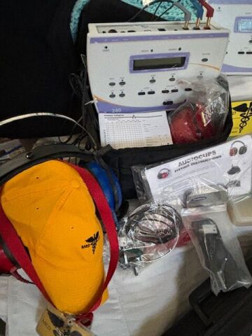 AMPLIVOX 240 Audiometer