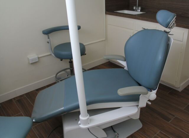 WESTAR 2000 Dental Chair