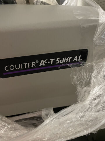 BECKMAN COULTER Multiple models of lab equipment