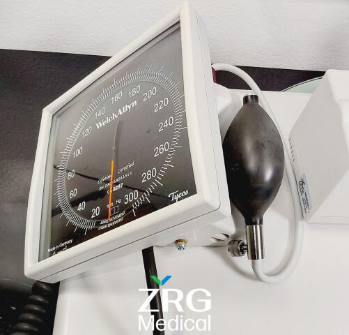 WELCH ALLYN 767 Otoscope Wall Transformer with Heads