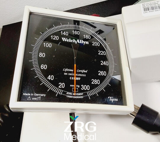 WELCH ALLYN 767 Otoscope Wall Transformer with Heads