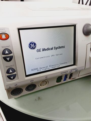 GE GE Corometrics 250cx Series FETAL Monitor