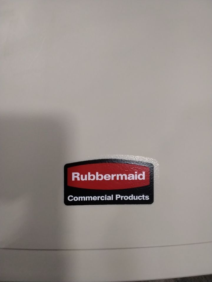 RUBBERMAID Slim Jim Step-on Trash Can - Lot of 7