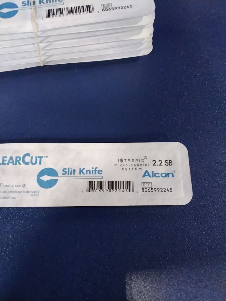 ALCON 2.2 SB ClearCut Slit Knife