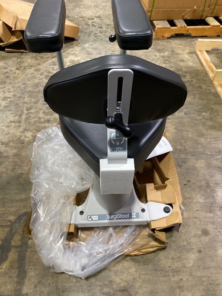 STRYKER SurgiStool II Surgical Stool