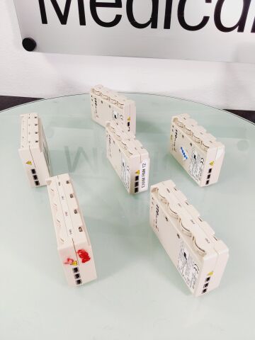 ITO ES-130 Electro-Acupuncture Stimulation Unit LOT OF 8
