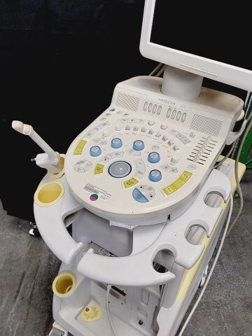 HITACHI HI VISION Avius Ultrasound System