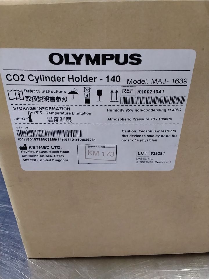 OLYMPUS MAJ-1639 CO2 Cylinder Holder - 140 - Lot of 2