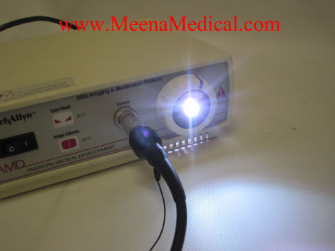 WELCH ALLYN AMD 300 S Otoscope Model 20580 w/AMD 300S Imaging Otoscope